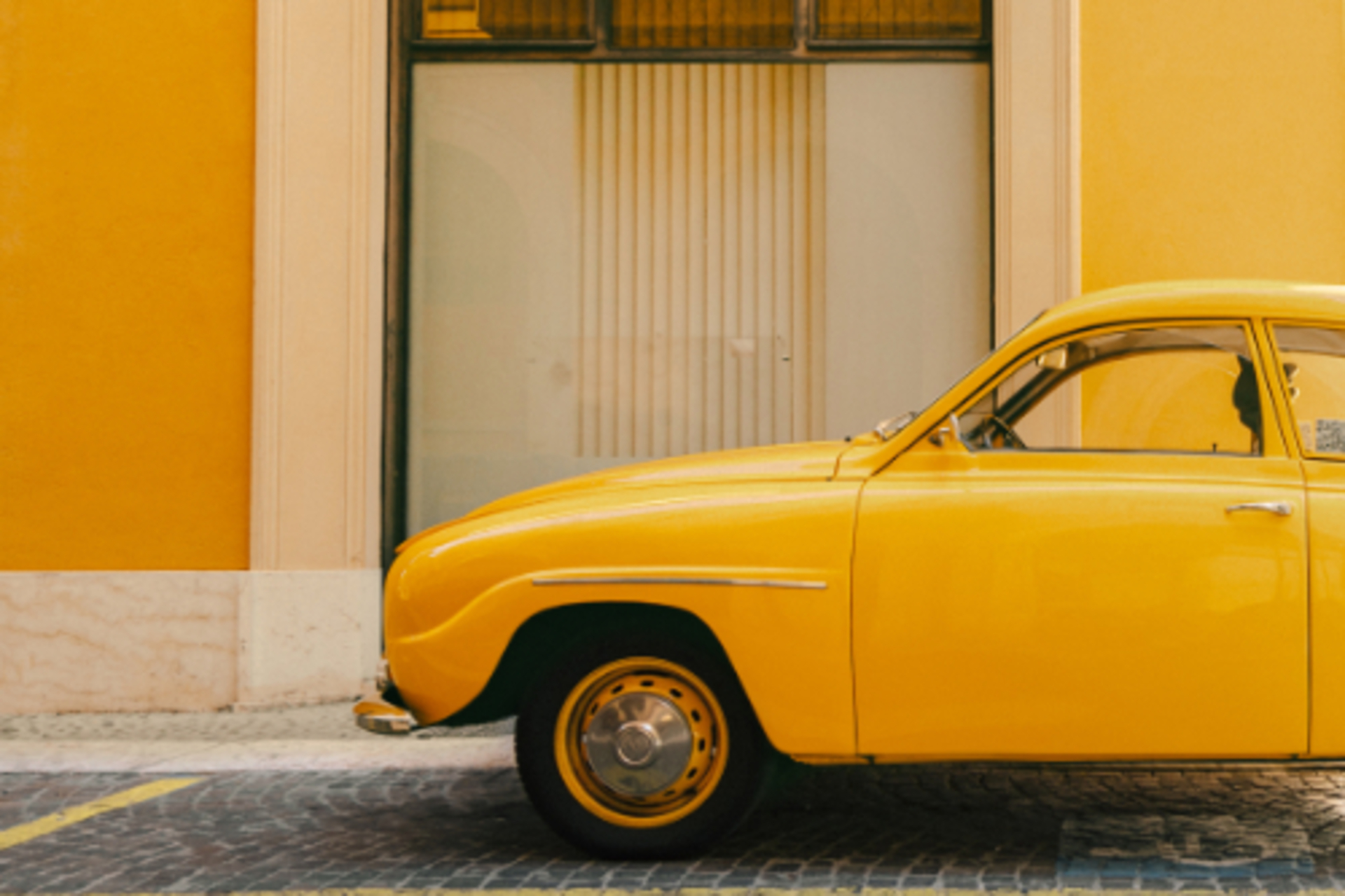 Battle: Blue vs. Yellow example photo