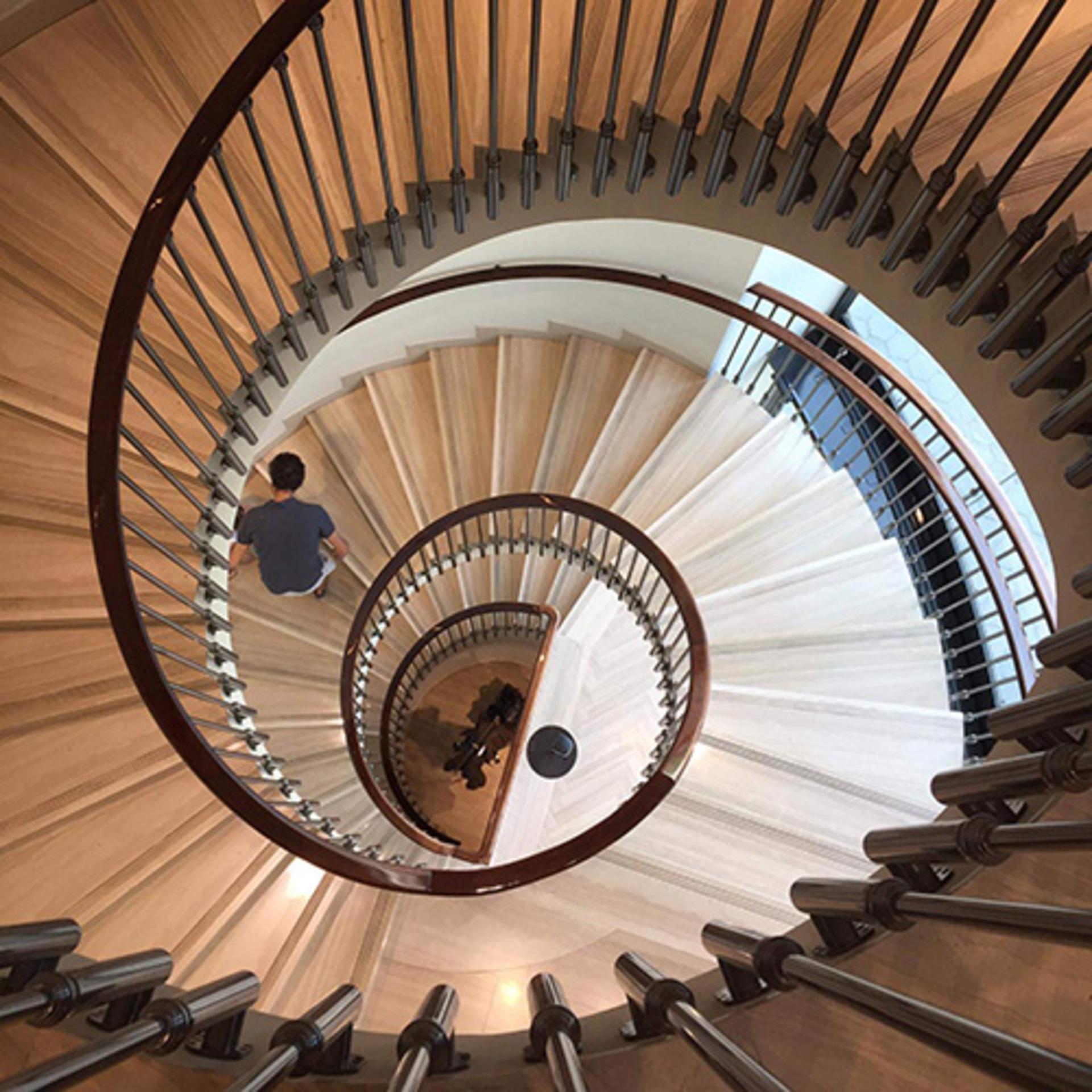 Mobile Series: Architecture example photo